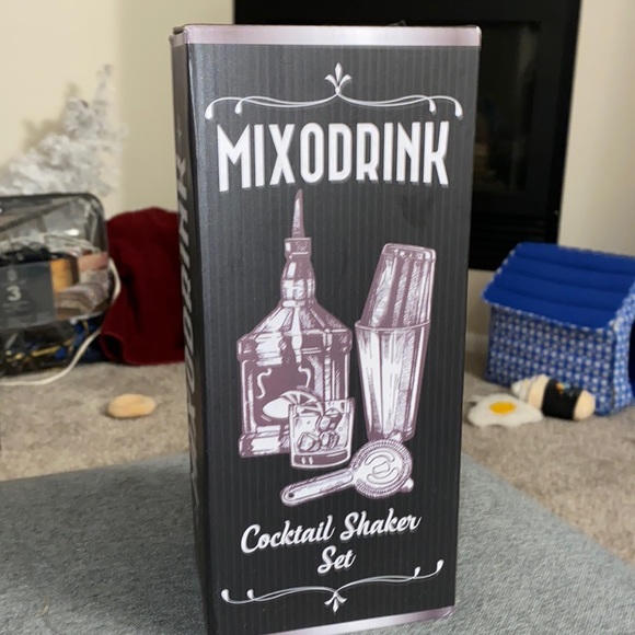 NWT Mixology Set - Picture 1 of 3